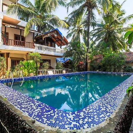Oyo 23650 Down Da Village Candolim Exterior photo
