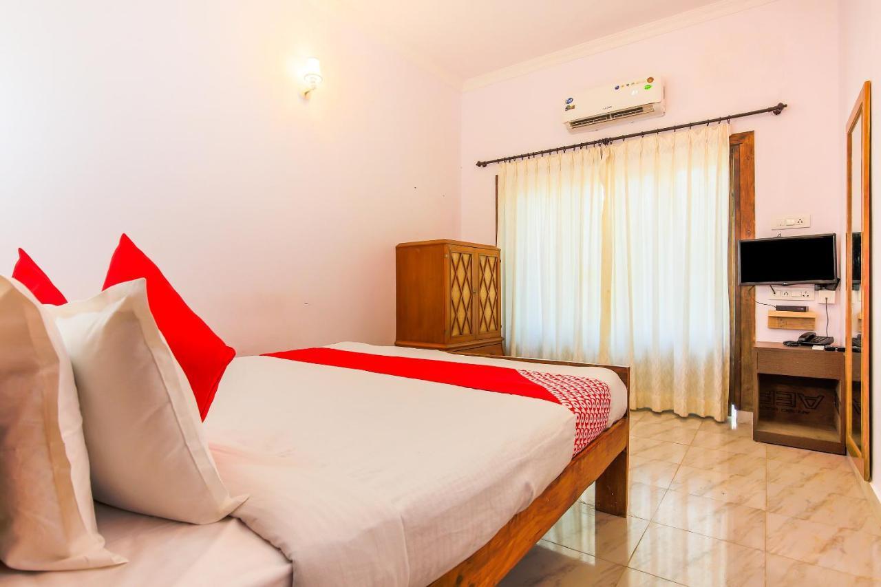 Oyo 23650 Down Da Village Candolim Exterior photo