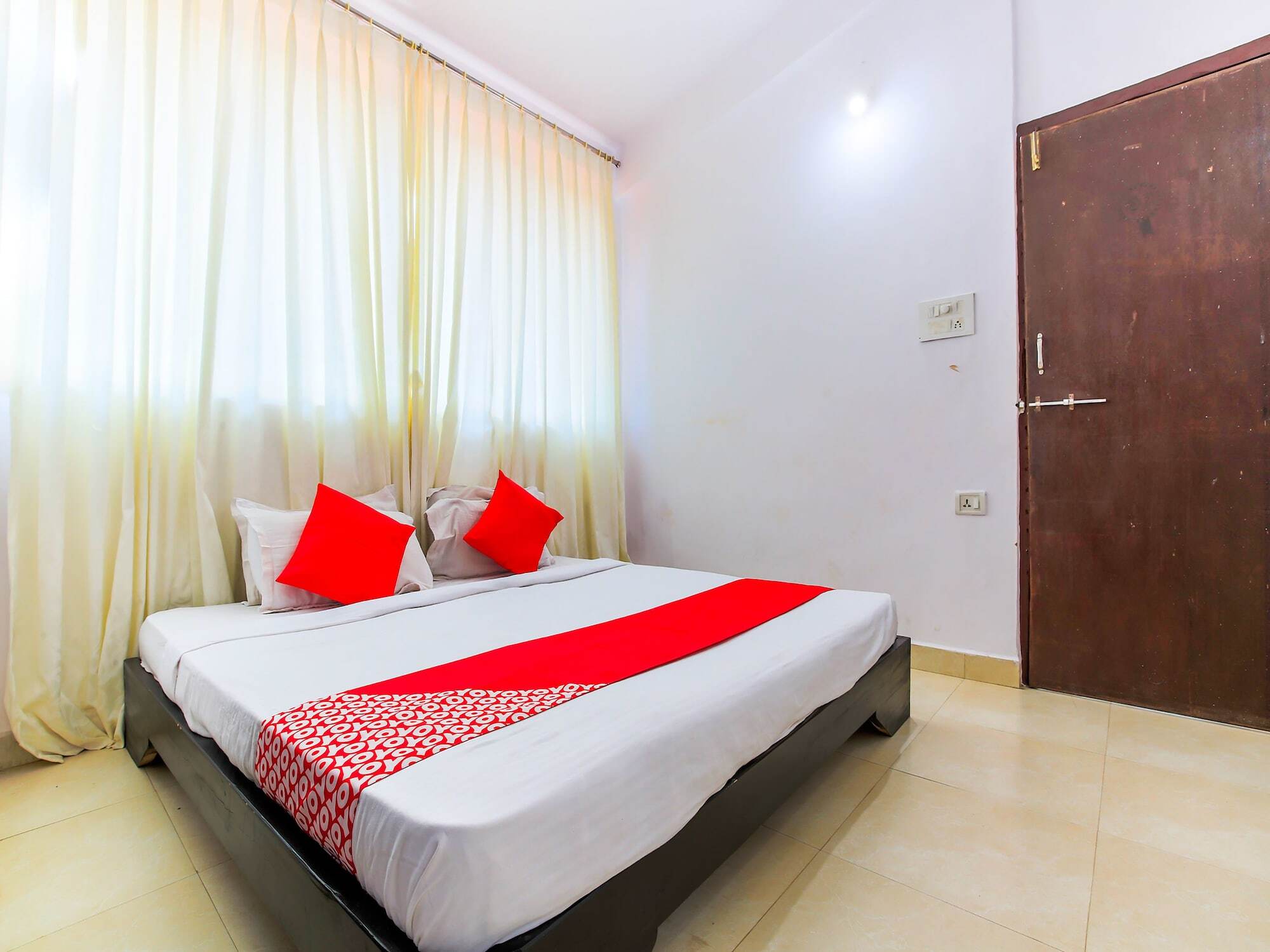 Oyo 23650 Down Da Village Candolim Exterior photo